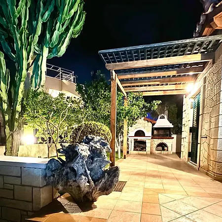 Seaside Gem Private Olia With Heated Pool Kato Gouves